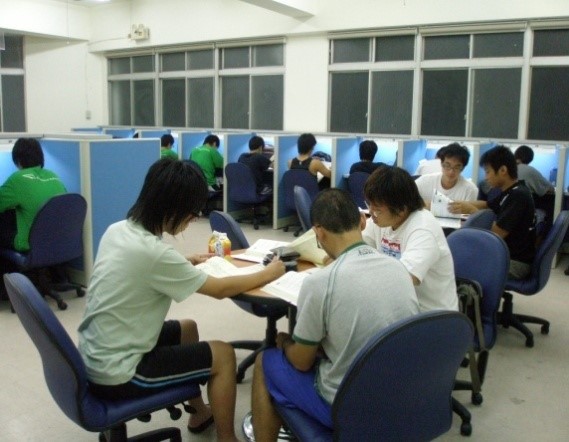 宿舍資源中心-學生自習與討論區