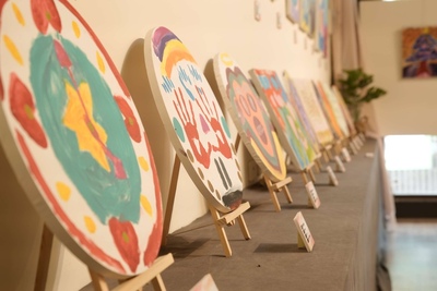 Talimu Living Aesthetics Center Promotes Artistic Inclusion Through “Reading the Heart, Embracing the Heart” Art Dialogue Exhibition